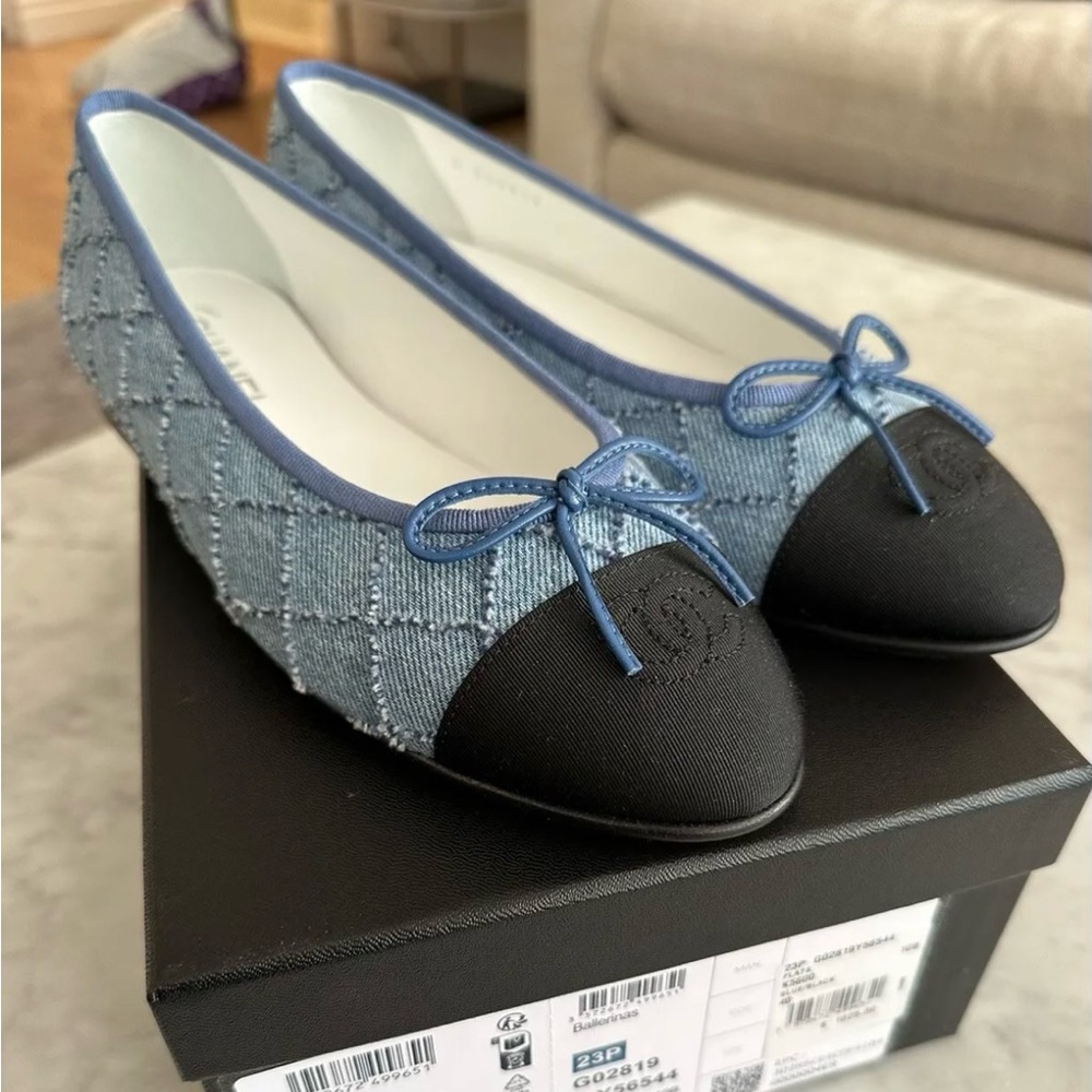 Chanel Ballet Flats new in box size 40